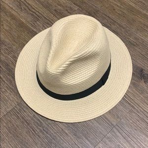 Straw hat